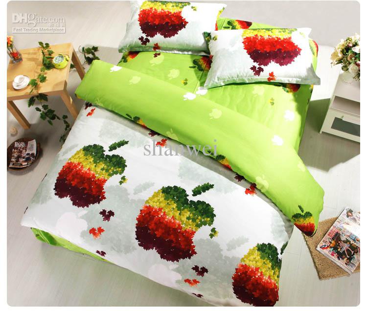 apple-green-printed-100-cotton-bedding-set.jpg