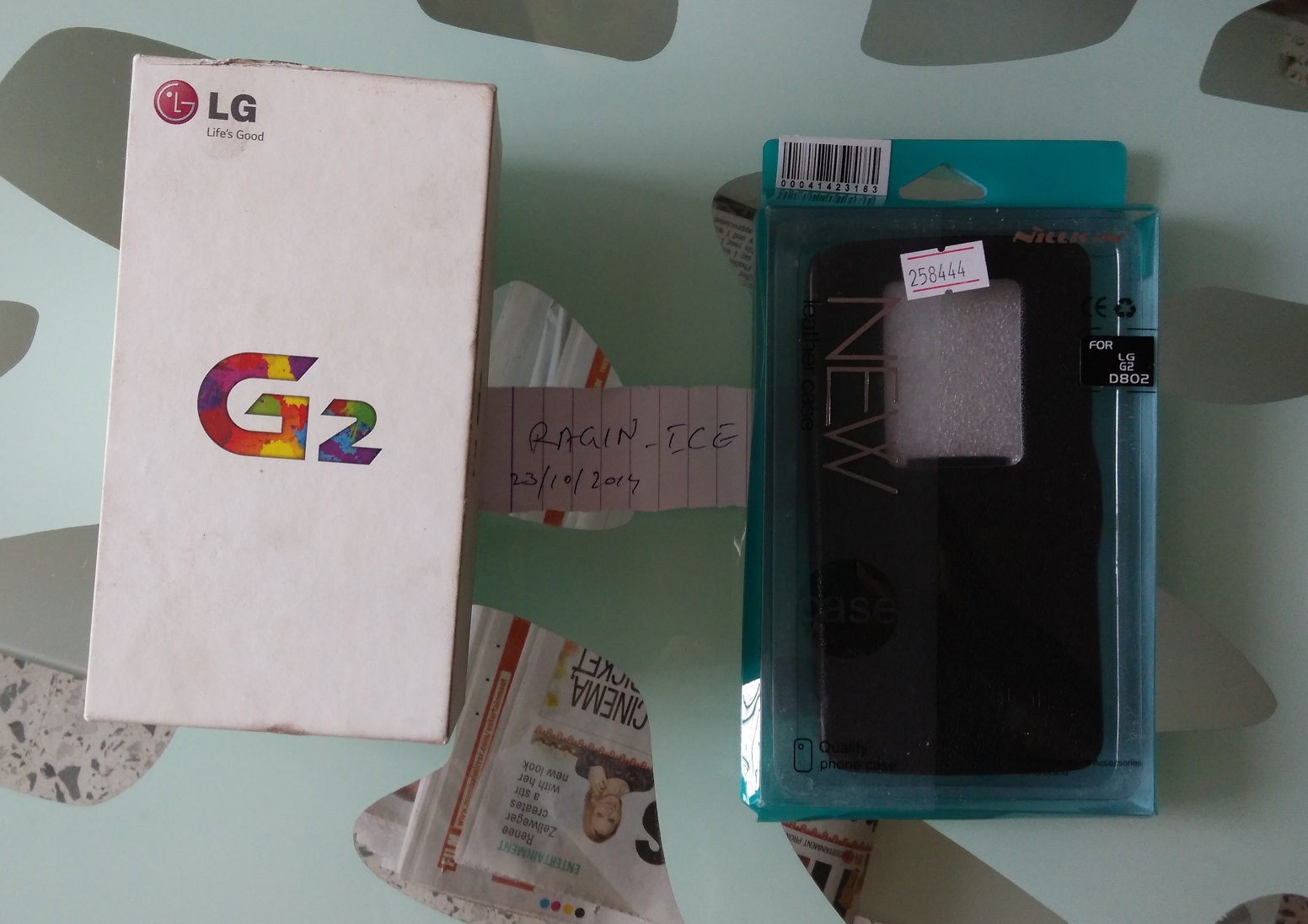 Box and Case G2.jpg