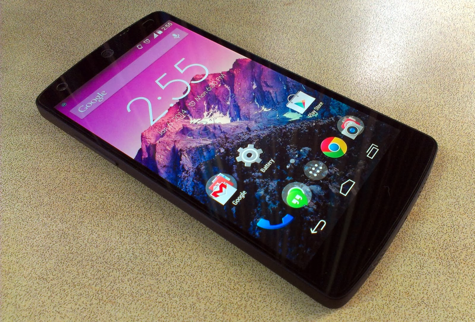 Google+LG+Nexus+5+Android+KitKat+Review+Handson+Detailed+Benchmark++%25282%2529.jpg