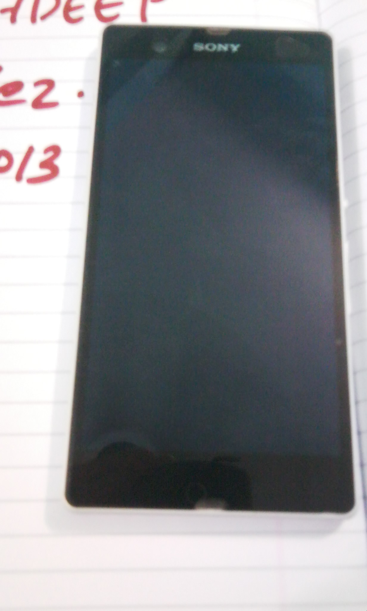 Sony Xperia Z (4).jpg