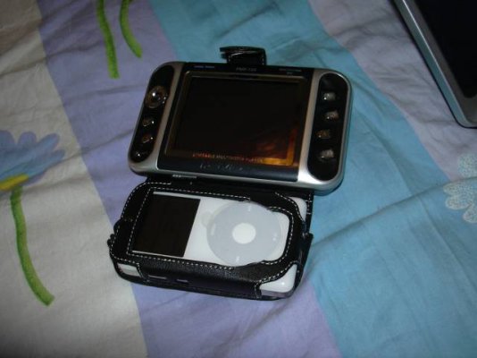 iriver_ipod.jpg