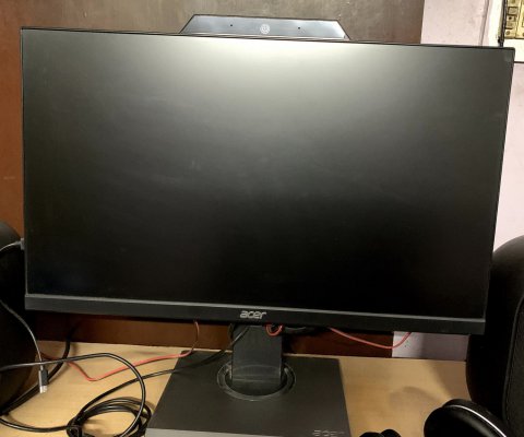 monitor 1.jpg