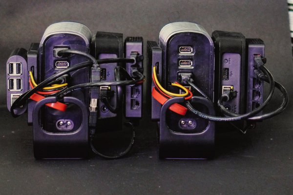 pogoplug_pro-16.jpg