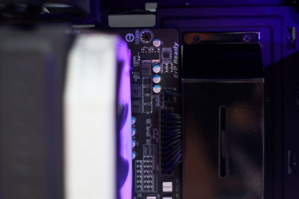 nzxt_S340-18.jpg