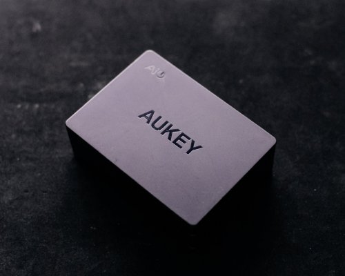 aukey_pau31-01.jpg