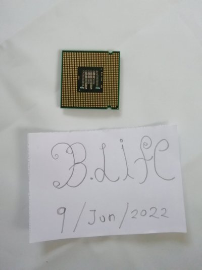 08.Intel_Pentium_E5700_02.jpg