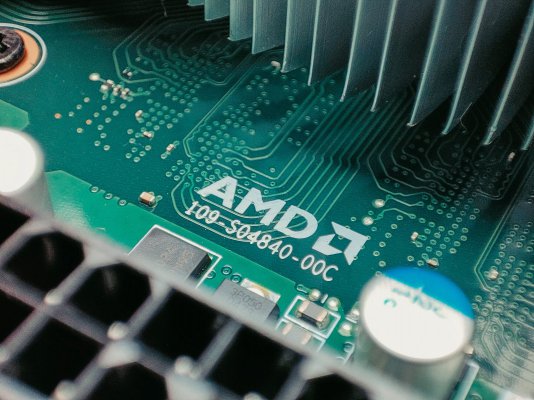 amd_4700s-04.jpg