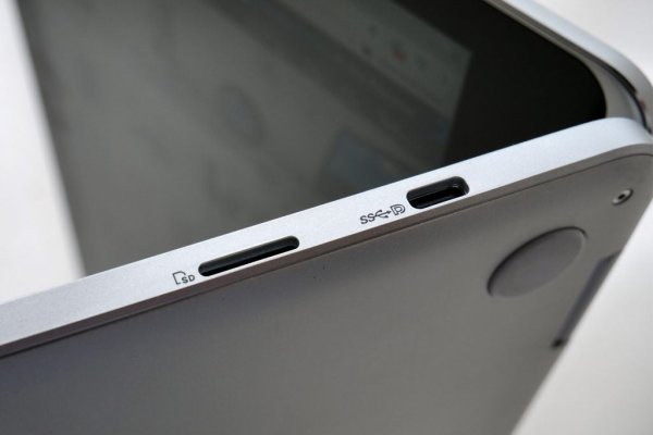 Asus-Chromebook-Flip-83.jpg