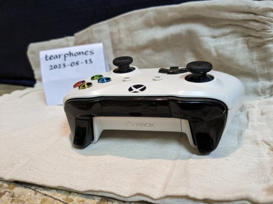 controller-04.jpg