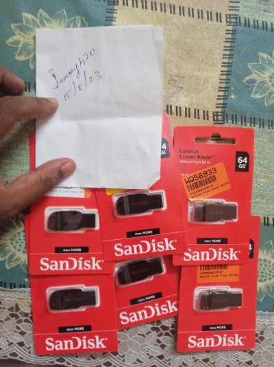 pendrive.jpg