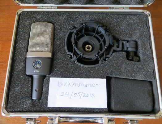 AKG1.jpg