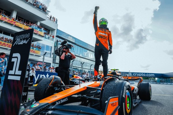 2024 Miami GP - Lando Norris Celebration.jpg