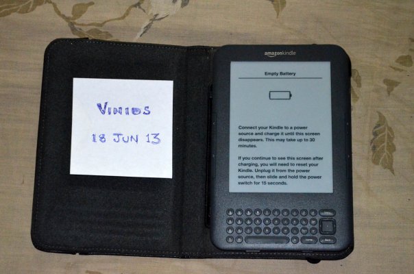 Kindle 2.JPG