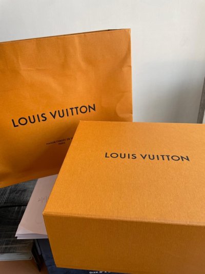 LV (1).jpg