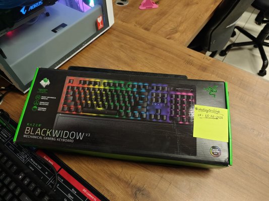 Blackwidow V3 BNIB.jpeg