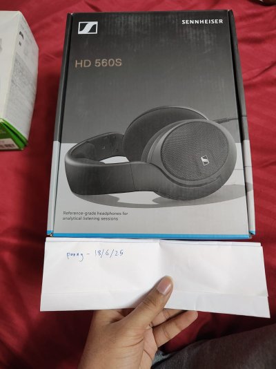 hd560s 1.jpeg