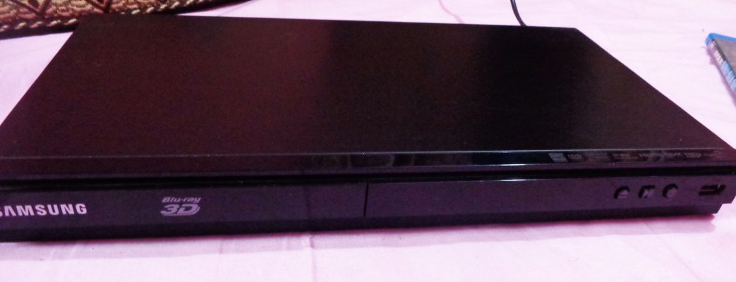 Fs Home Audio Video Samsung 3d Blu Ray Player With Smart Tv Features Free Blu Ray Movie Disks Techenclave Indian Technology Community