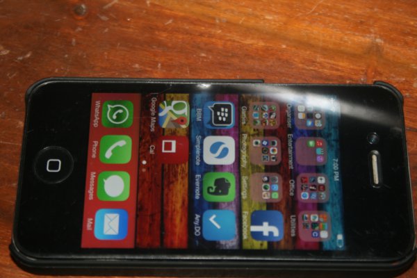 iphone 1.jpg