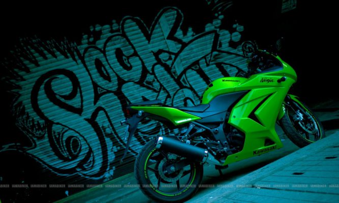 Ninja250Graffiti.jpg