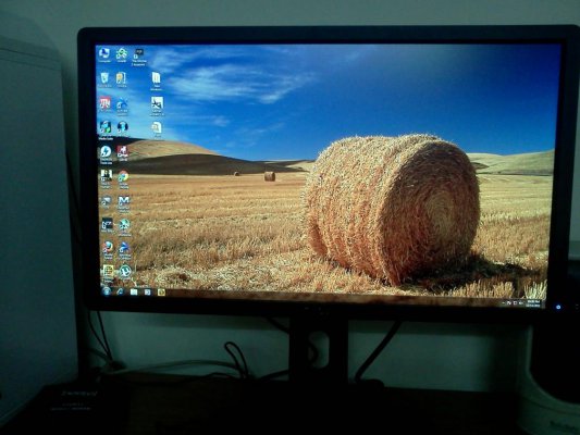 Dell U2312 HM.jpg