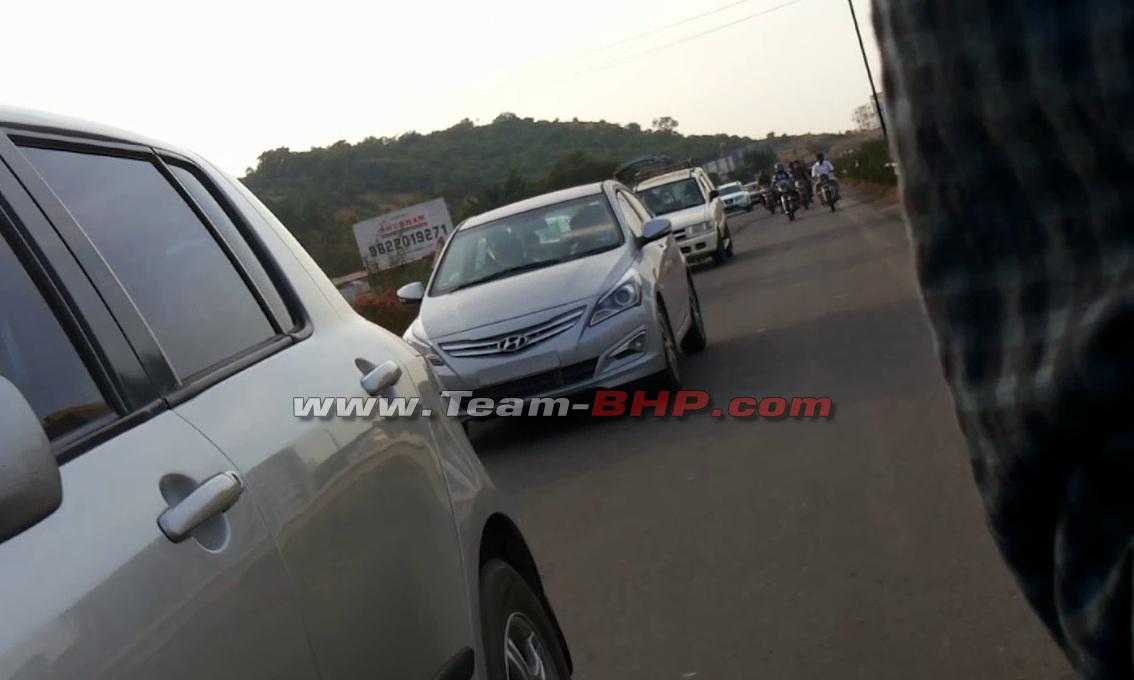 2015-Hyundai-Verna-Undisguised-2.jpg