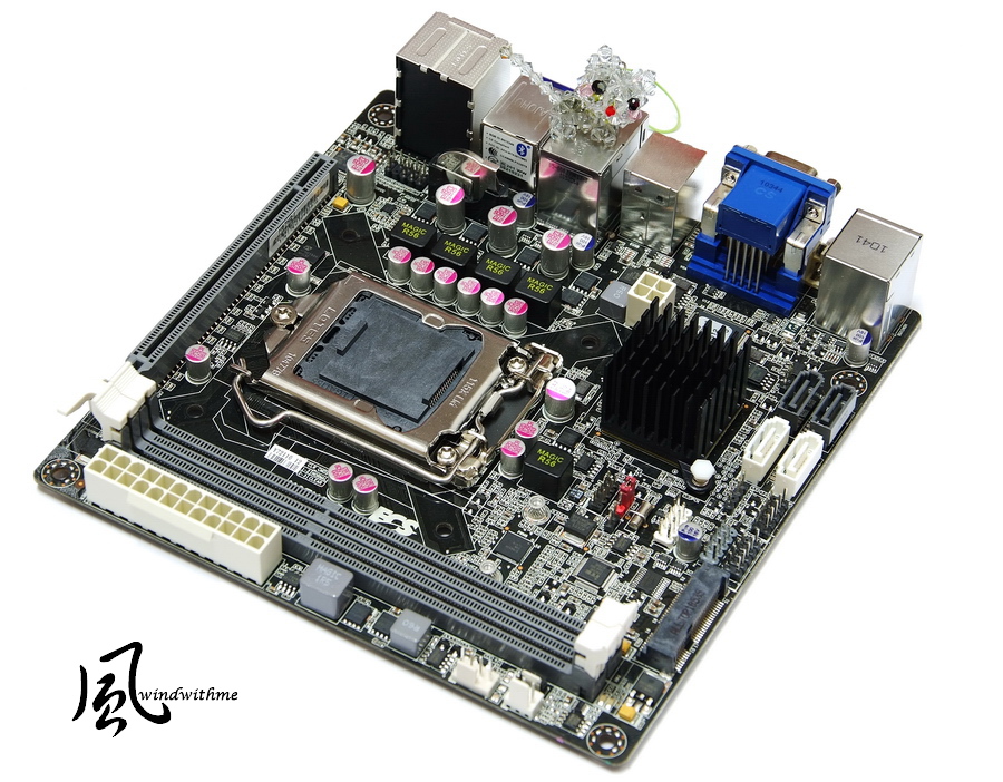 EH67ITX02.jpg