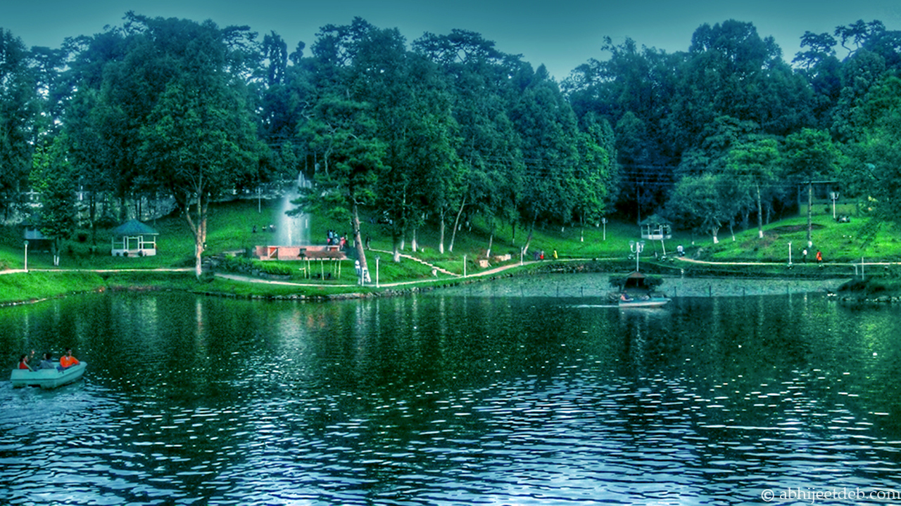 Ward__s_Lake_HDR_by_abhijeetdeb.jpg