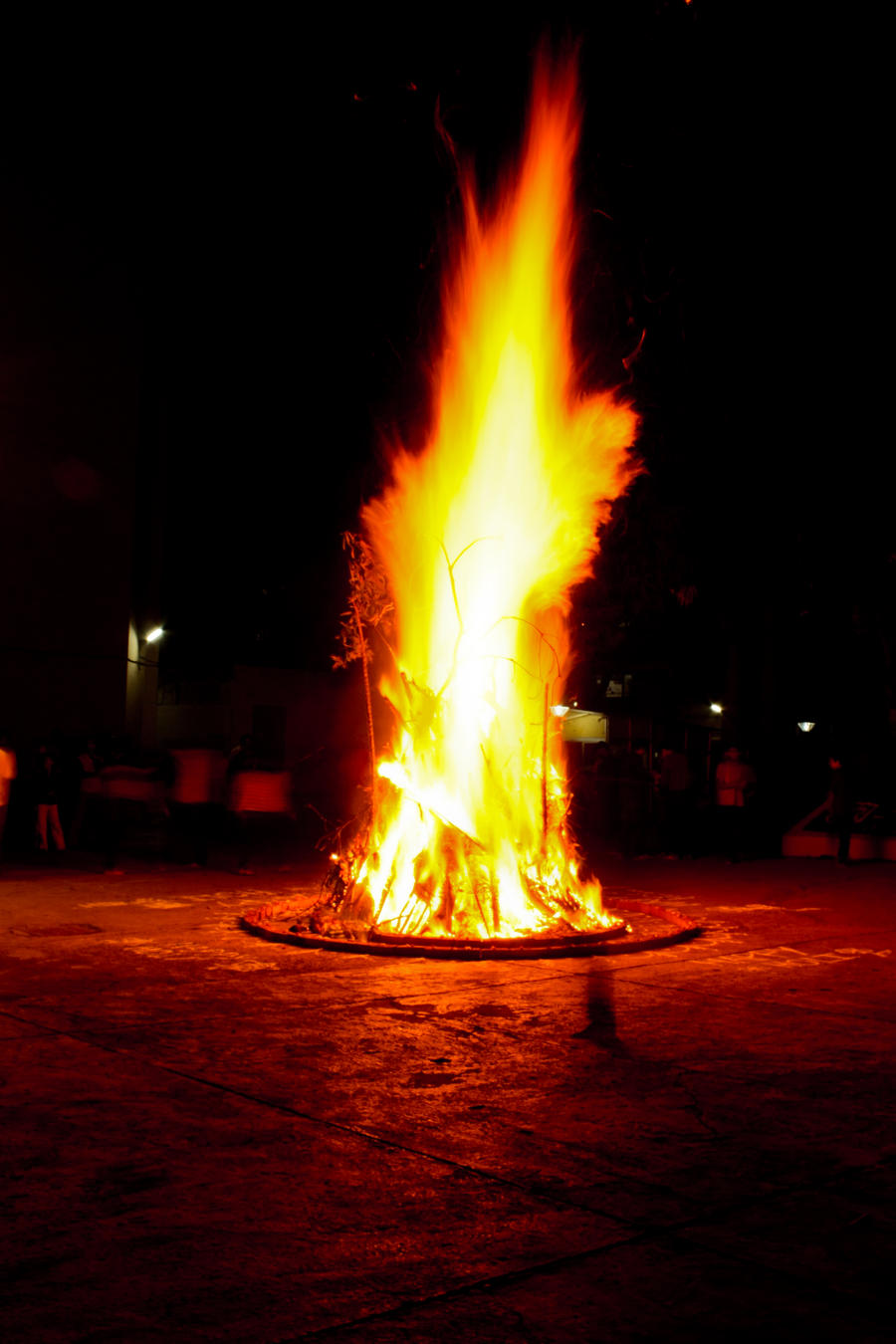 bonfire_2_by_floccy.jpg