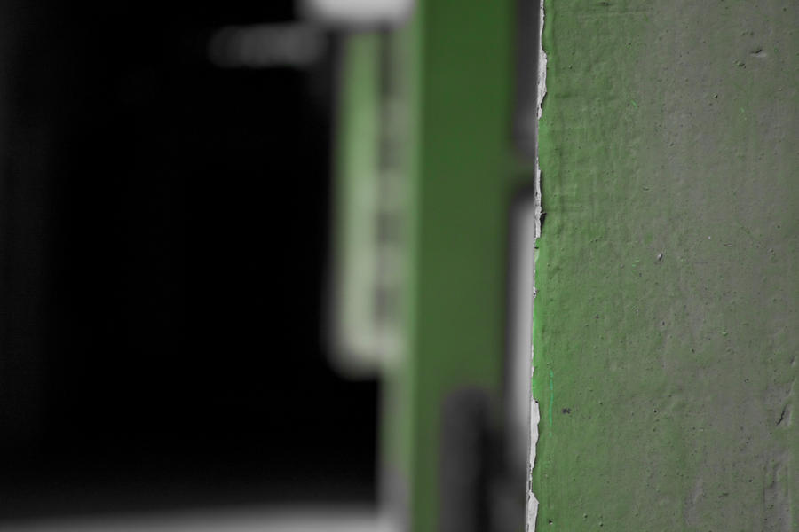 Green_Windows_by_floccy.jpg
