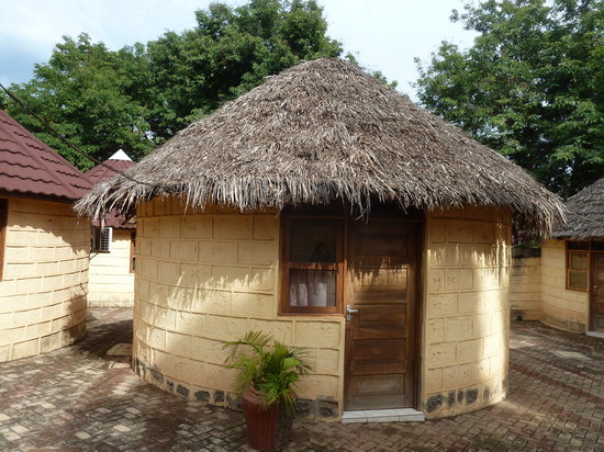 african-style-hut.jpg
