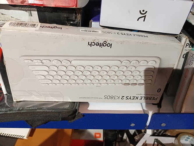 1000542890