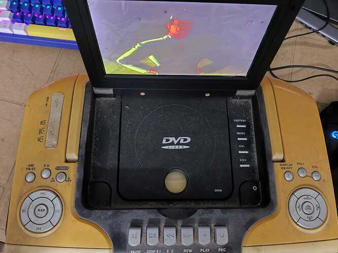 WhatsApp Image 2025-10-21 at 22.03.32_0a8ffc21.jpg