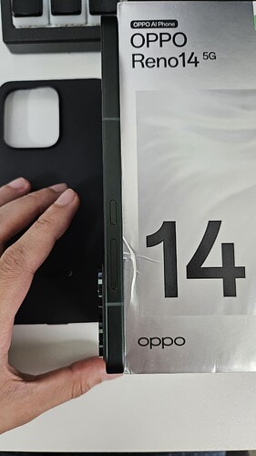 Oppo_Right