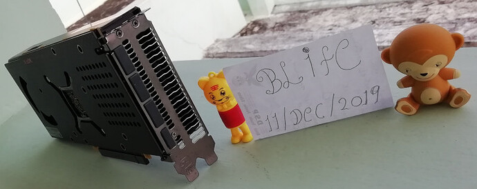 RX480_05_Side.jpg
