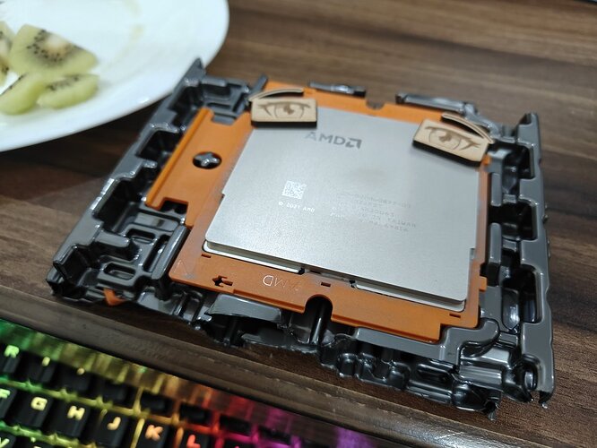 Epyc9354-2.jpg