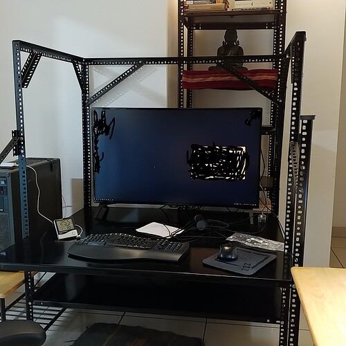 Comp_Desk.jpg