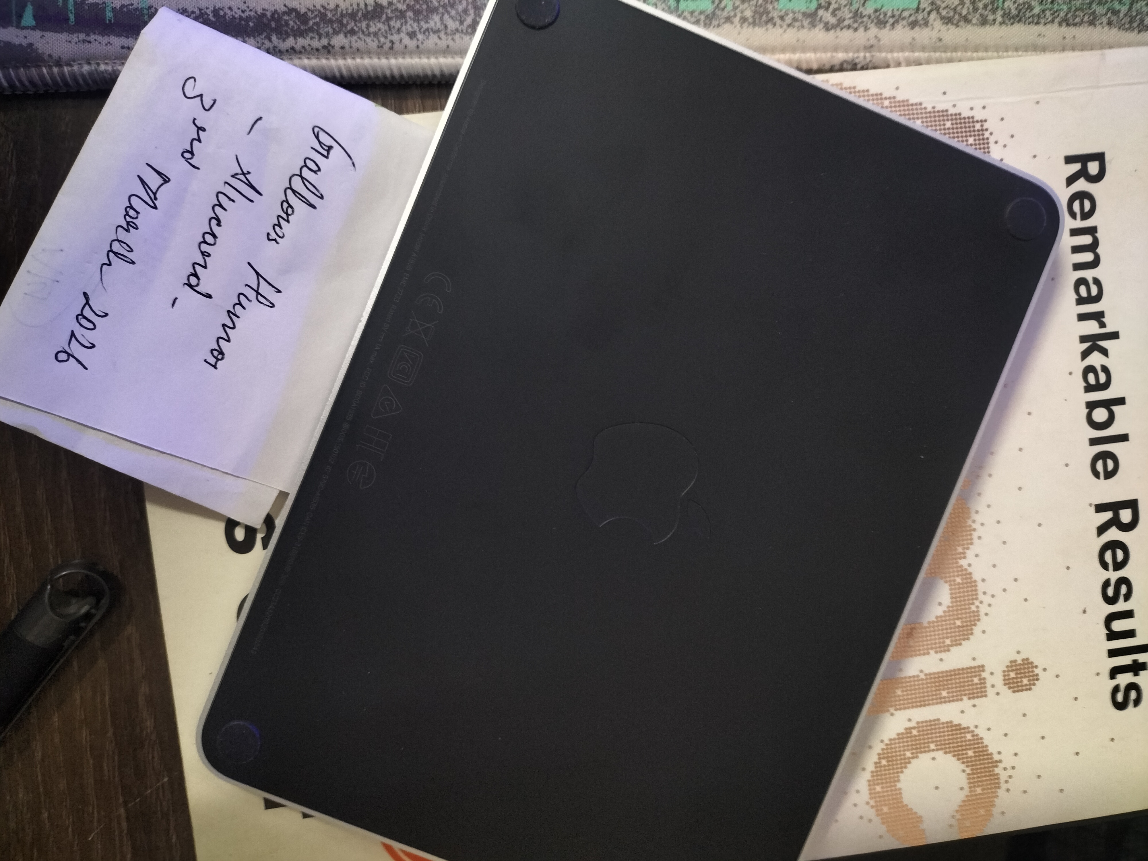 Apple Magic Trackpad - Lightning port version [Black colourway